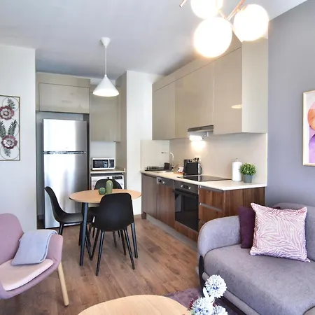 10th Floor Relaxing Brand New Apartment *