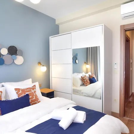 10th Floor Relaxing Brand New *